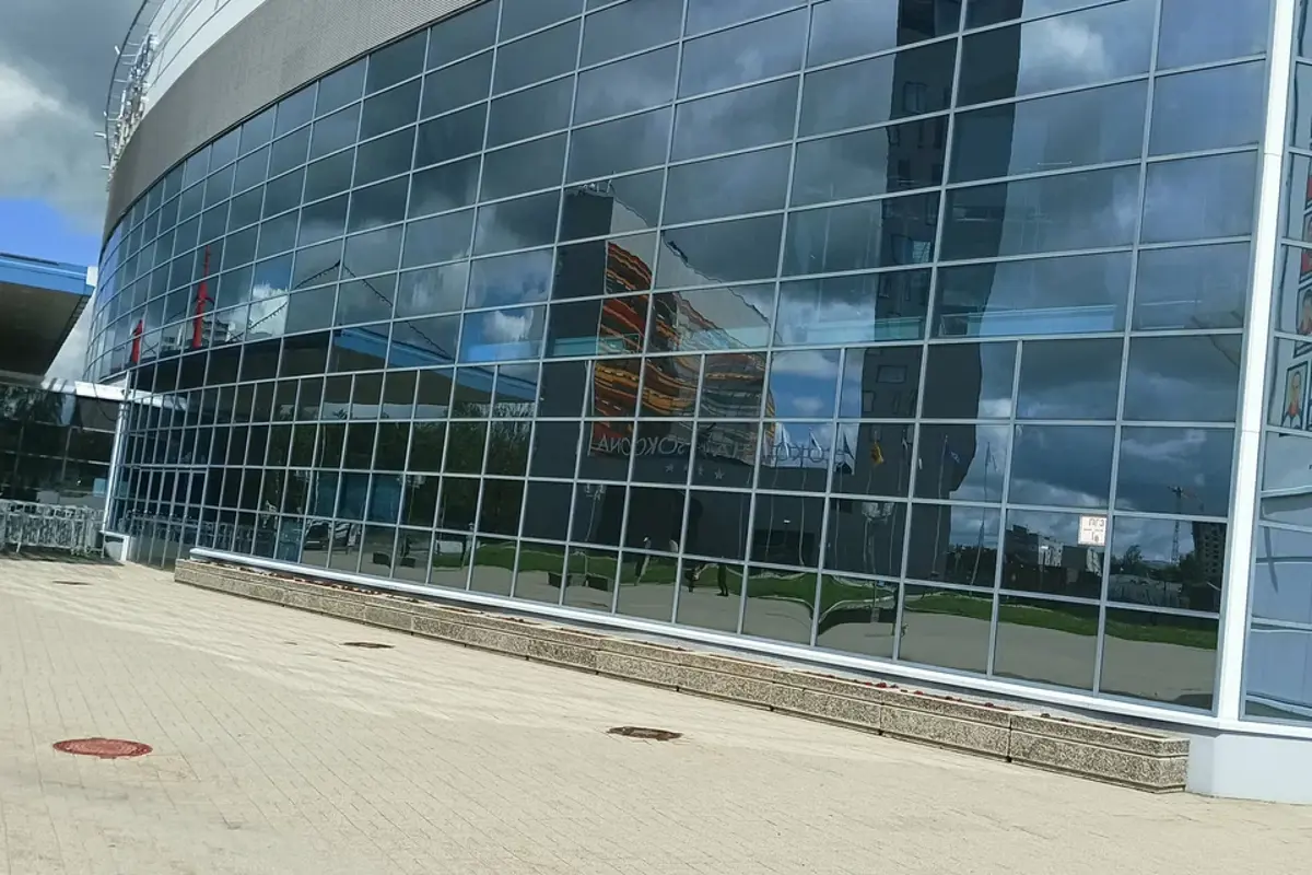 Универсальный культурно-развлекательный комплекс «Арена 2000. Локомотив» - Г. Ярославль, Ул. Гагарина, 15.Jpeg 2