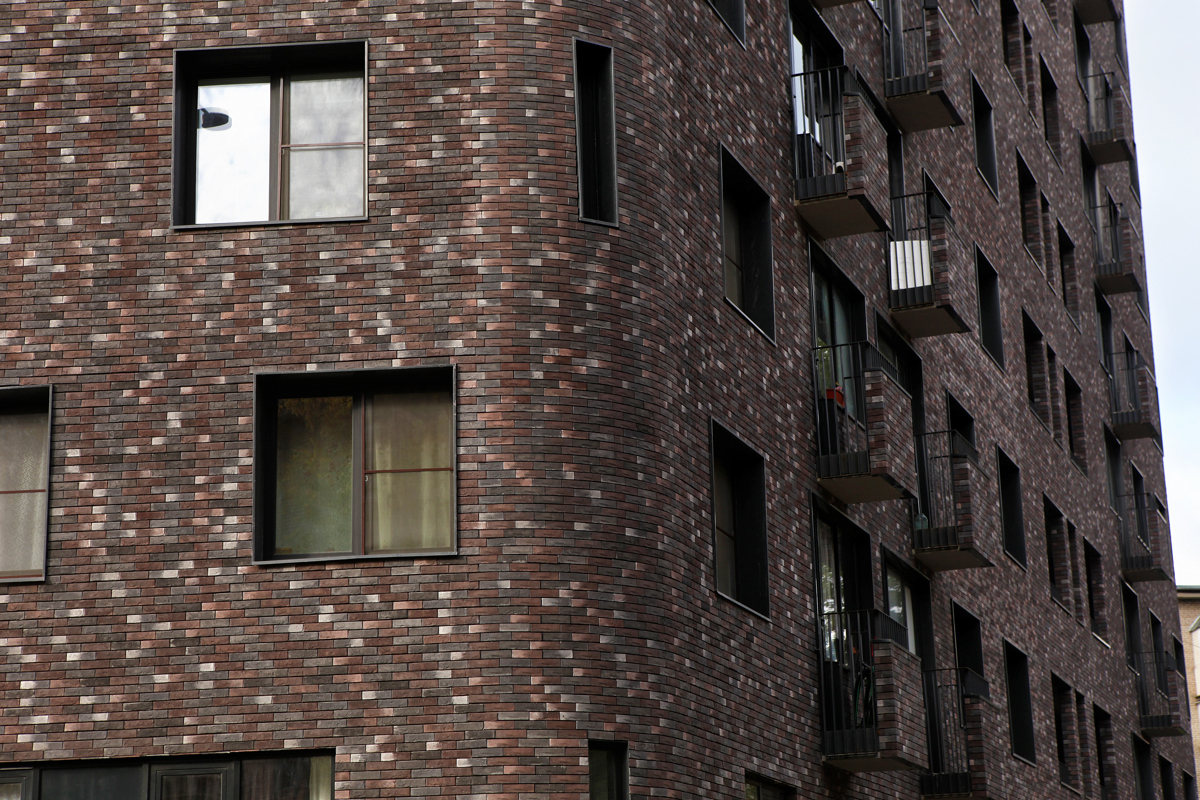 Жилой дом (реновация)  ул. Флотская, д. 68, корп. 1 и корп. 2 - IMG 0346(1)