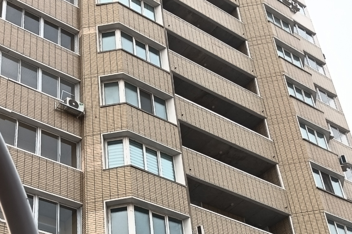 Жилой дом  - Г. Уссурийск, Ул. Крестьянская, Д. 94 3